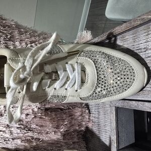 Women's Cream and Silver Sneakers